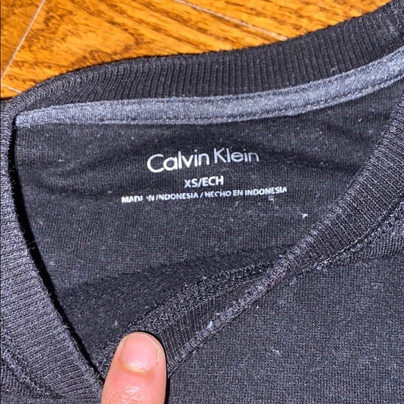 Calvin Klein sweatshirt - Picture 3 of 4